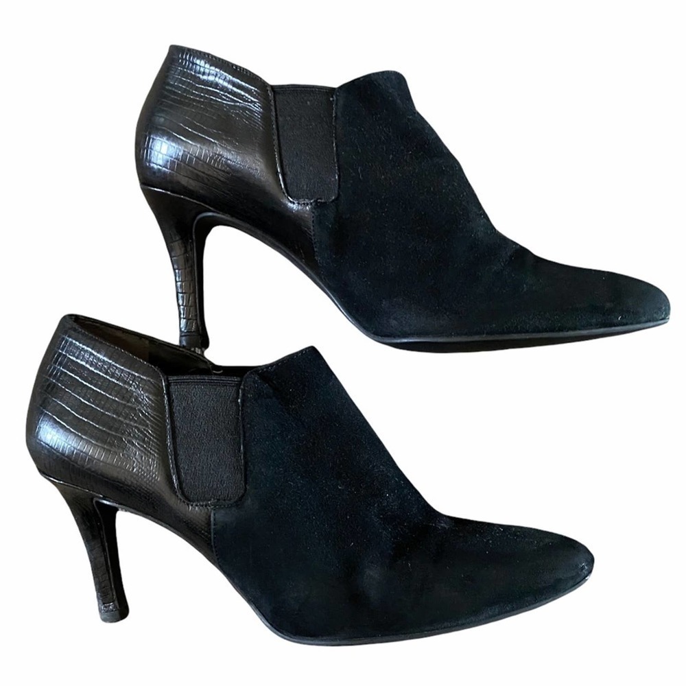 Cole Haan black suede booties size 8.5